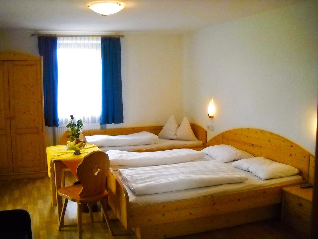 Gasthof Hohenbichl Terenten Zimmer foto